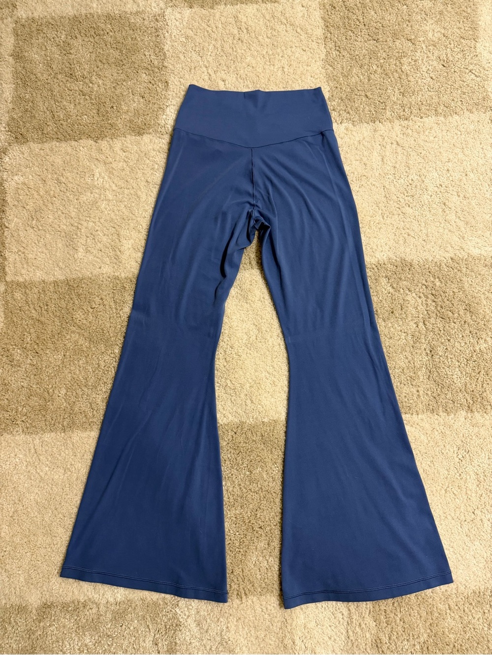 OFFLINE by Aerie Real Me High Rise Flare Leggings – Navy Blue Size Large Short - Picture 2 of 3